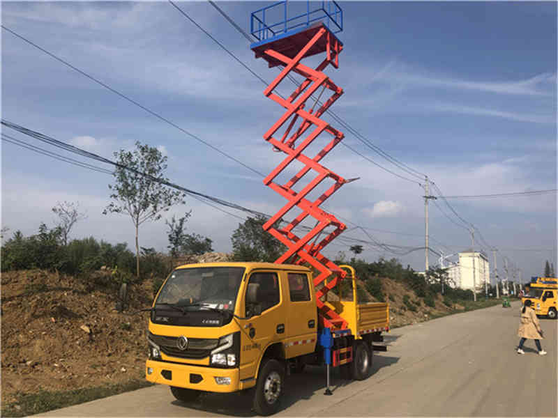 (国六)东风10米剪叉式升降平台高空作业车