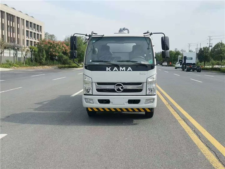 凯马5方真空吸污车