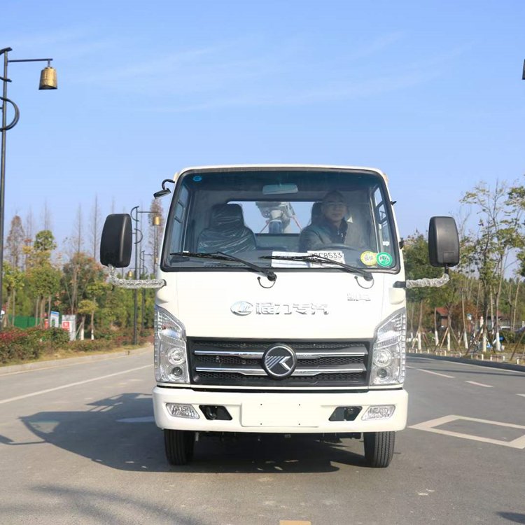蓝牌凯马2.3方吸粪车