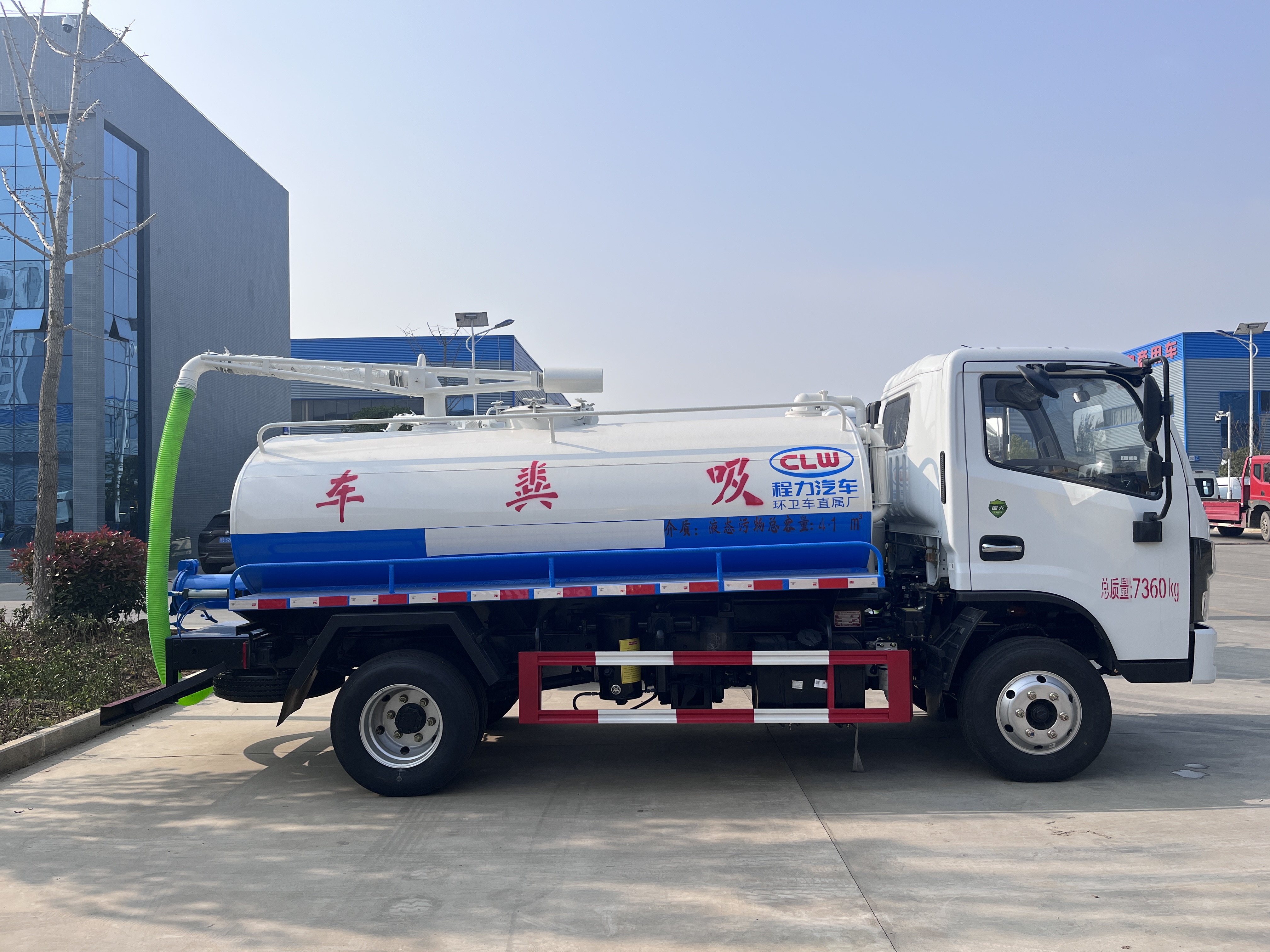 东风5方吸粪车