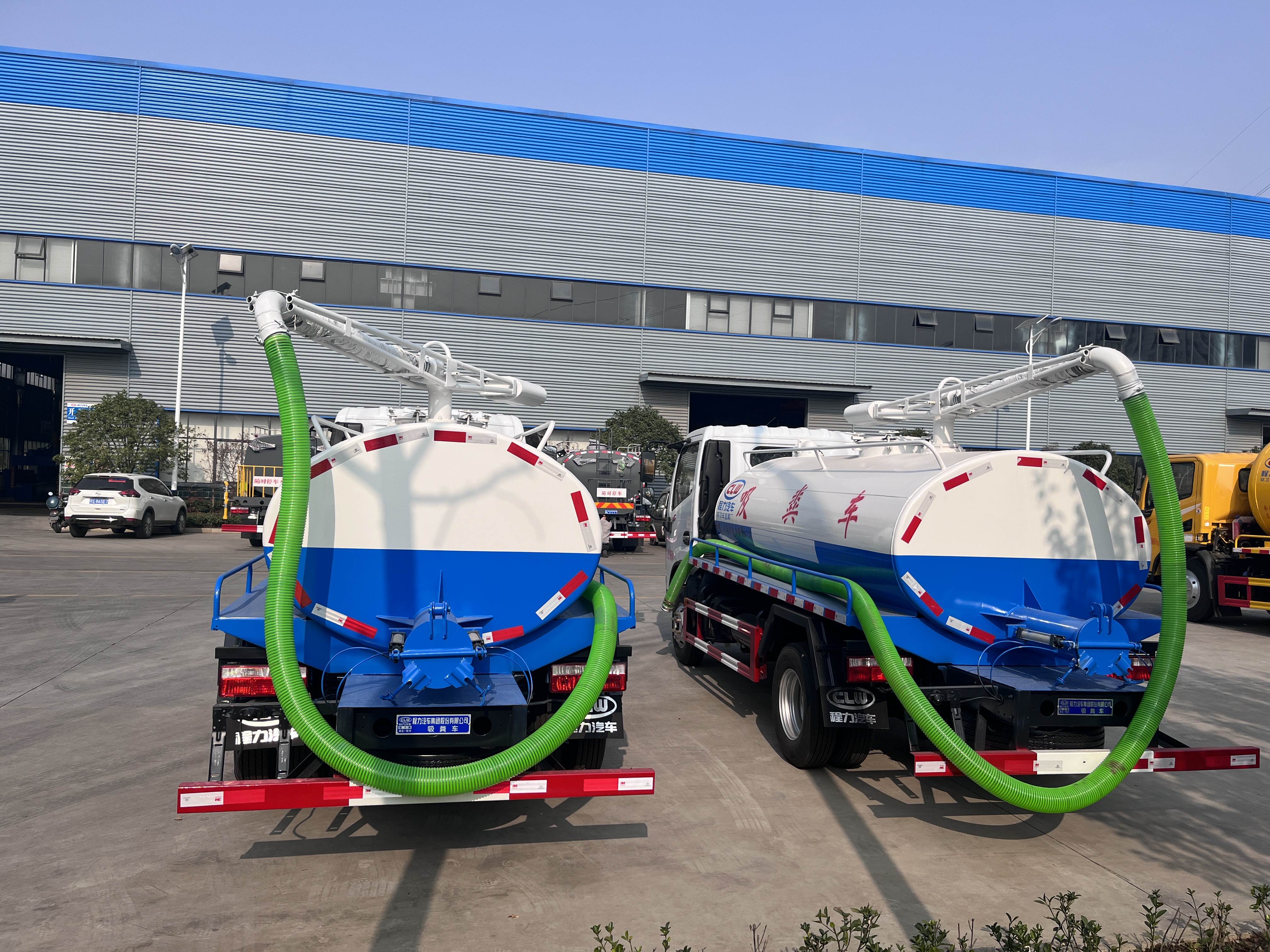 东风5方吸粪车